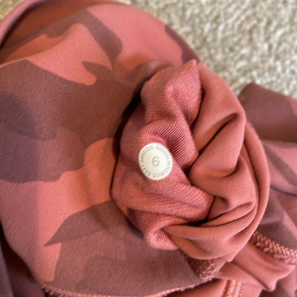 Lululemon Align High-Rise Pant 28" Heritage 365 Camo Brier Rose Multi - Picture 5 of 6